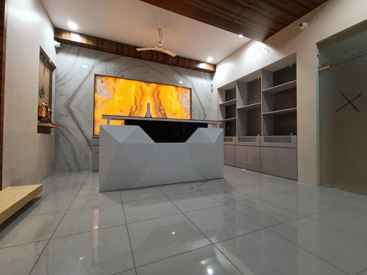 Hotel Shri Anand Dham, Nathdwara - 125 Meters Away From The Temple Ngoại thất bức ảnh