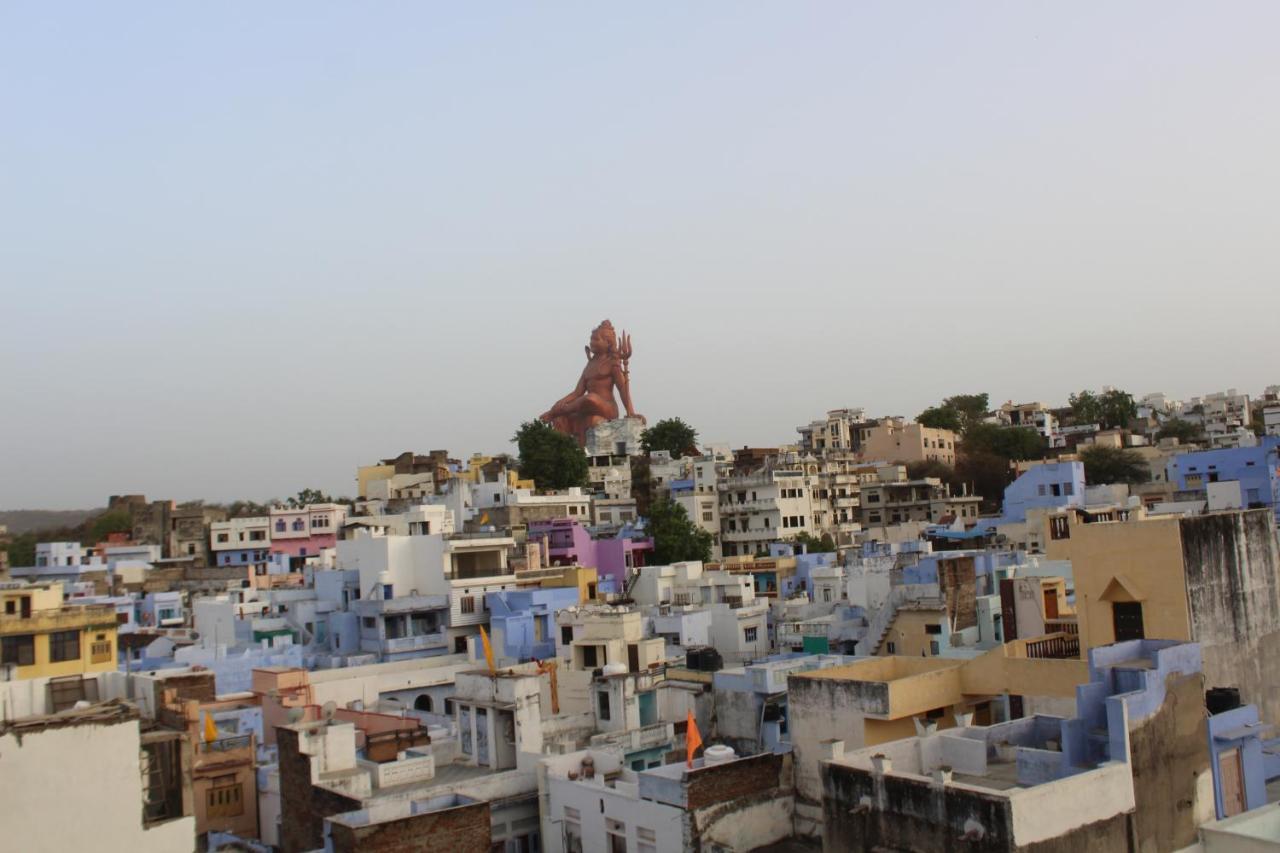Hotel Shri Anand Dham, Nathdwara - 125 Meters Away From The Temple Ngoại thất bức ảnh